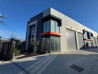 Factory, Warehouse & Industrial commercial property sold at 1/5A Apsley Place Seaford VIC 3198