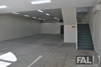 Showrooms / Bulky Goods commercial property leased at Shop  3/80 Sumners Road Sumner QLD 4074