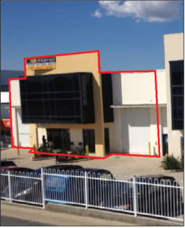 Showrooms / Bulky Goods commercial property leased at 548 Kessels Road Macgregor QLD 4109