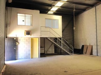 Factory, Warehouse & Industrial commercial property leased at 4 - 6 Barry Road Chipping Norton NSW 2170