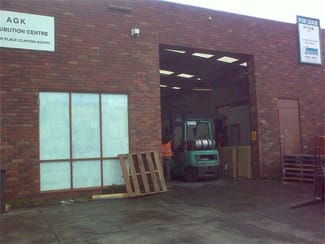 Factory, Warehouse & Industrial commercial property leased at 3 Meriton Place Clayton VIC 3168