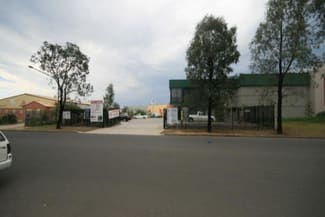 Factory, Warehouse & Industrial commercial property leased at 4/186 Hartley Road Smeaton Grange NSW 2567