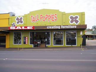 Showrooms / Bulky Goods commercial property leased at 84 Russell Street Toowoomba City QLD 4350