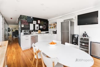 Offices commercial property leased at Level 2/137-141 Devonshire Surry Hills NSW 2010