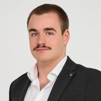 Angus Jones