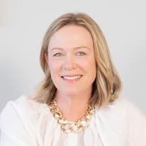 Bronwyn Lindsay