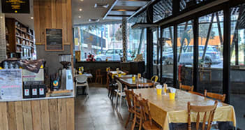 Grocery & Alcohol Business in Docklands