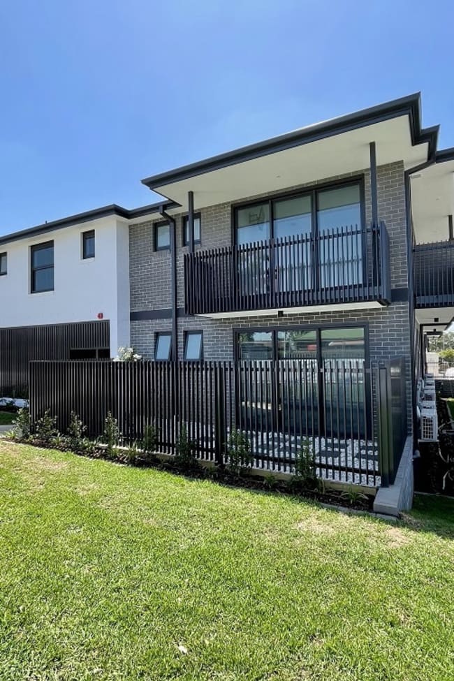 111 Woodville Rd Granville NSW 2142