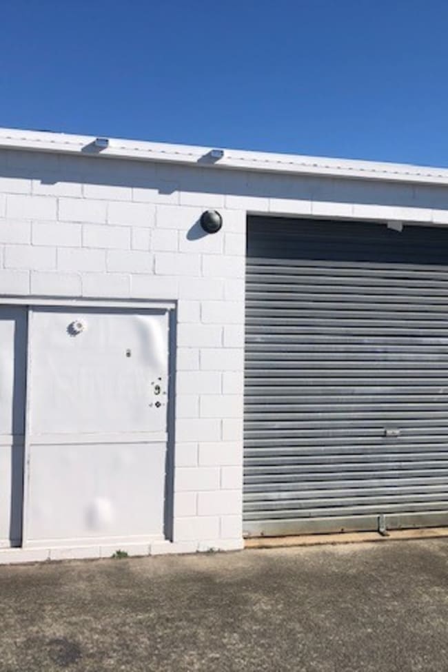 UNIT 9 / 6 CORPORATION DRIVE Ashmore QLD 4214