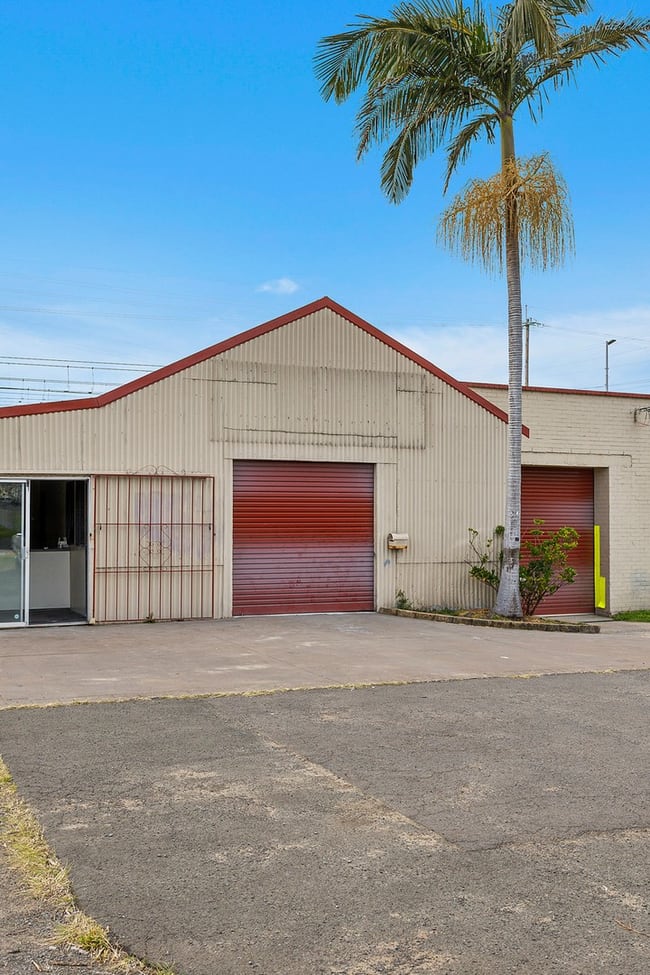 95 Gladstone Avenue Coniston NSW 2500