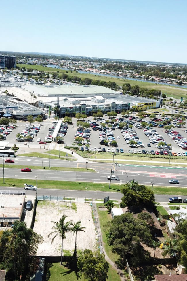 182 Brisbane Road Arundel QLD 4214