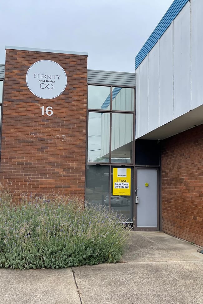 Unit 16/8 Gladstone Street Fyshwick ACT 2609