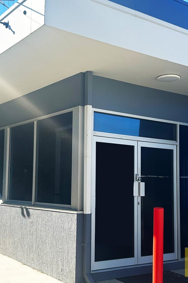 Office/714 Kingsford Smith Drive Hamilton QLD 4007