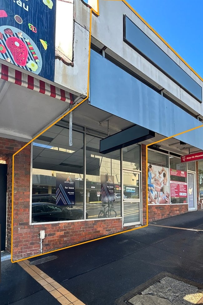 15 Mahoneys Road Forest Hill VIC 3131