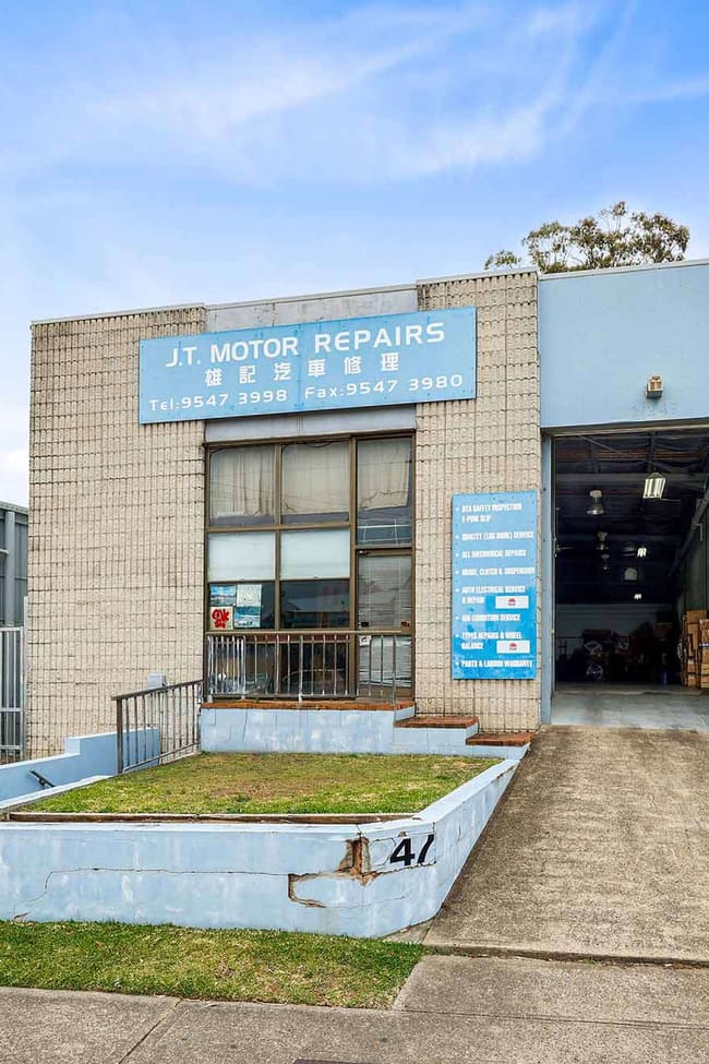 Unit 1/247 West Street Carlton NSW 2218