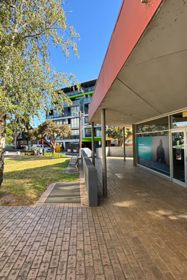 11 & 12/2 Central Avenue Moorabbin VIC 3189