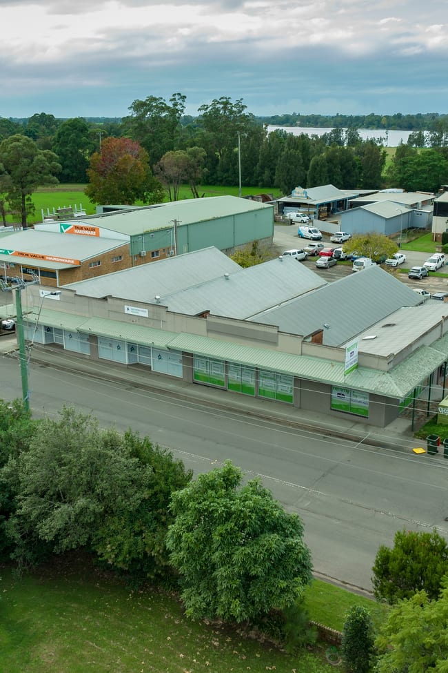 8 Worthington Way Bomaderry NSW 2541