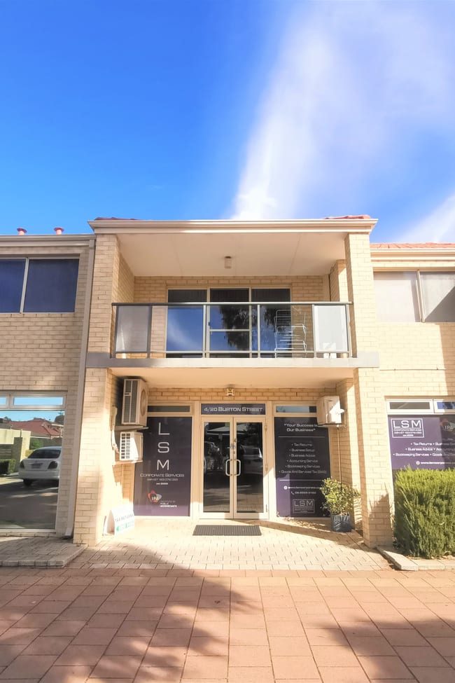 4/24 Burton St Cannington WA 6107