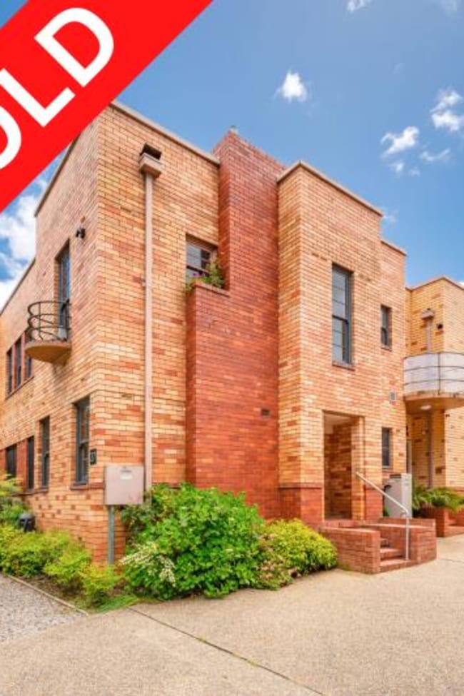 25-27 Manuka Circle Forrest ACT 2603 25-27 Manuka Circle Forrest ACT 2603