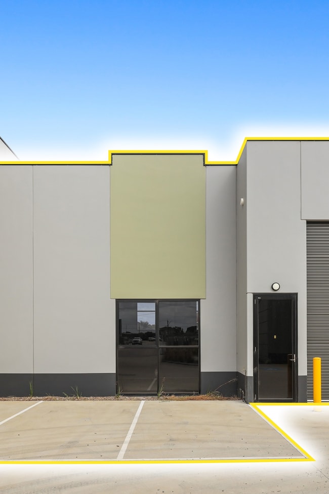 8/12 Kelly Court Springvale VIC 3171