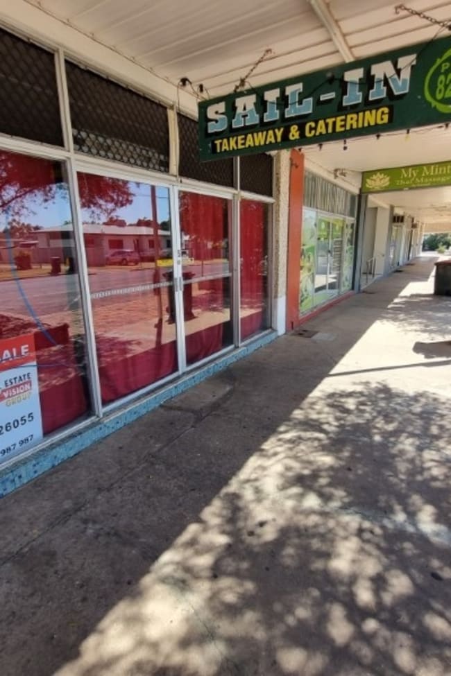 5 Arnold St Blackwater QLD 4717