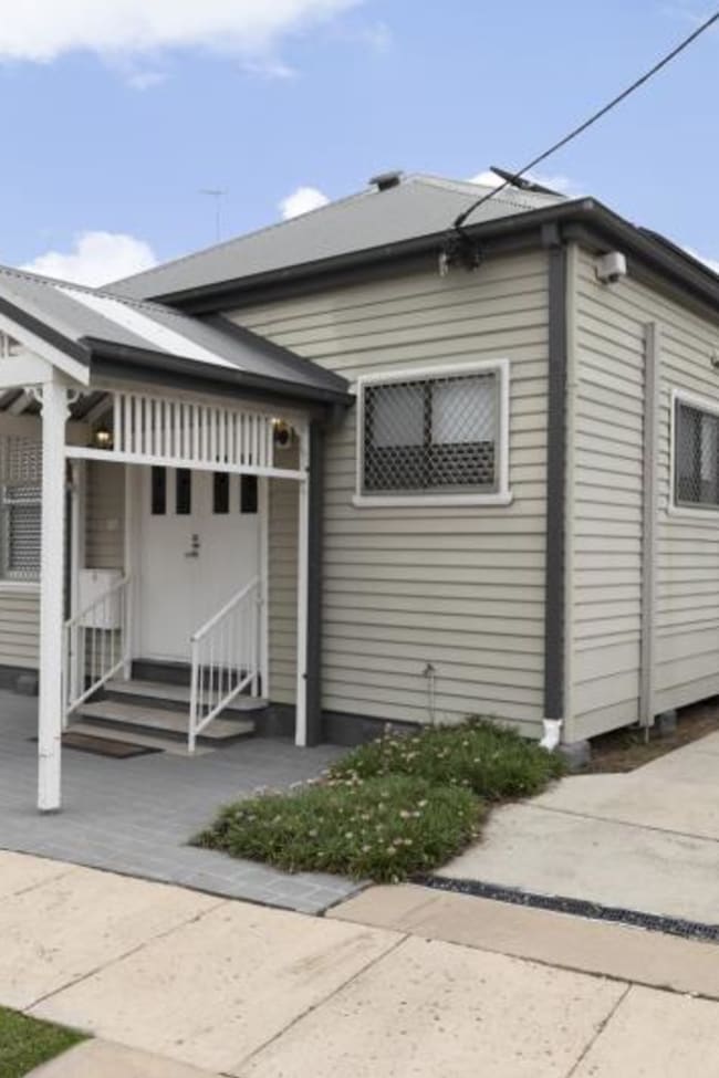 80 Station Street Waratah NSW 2298