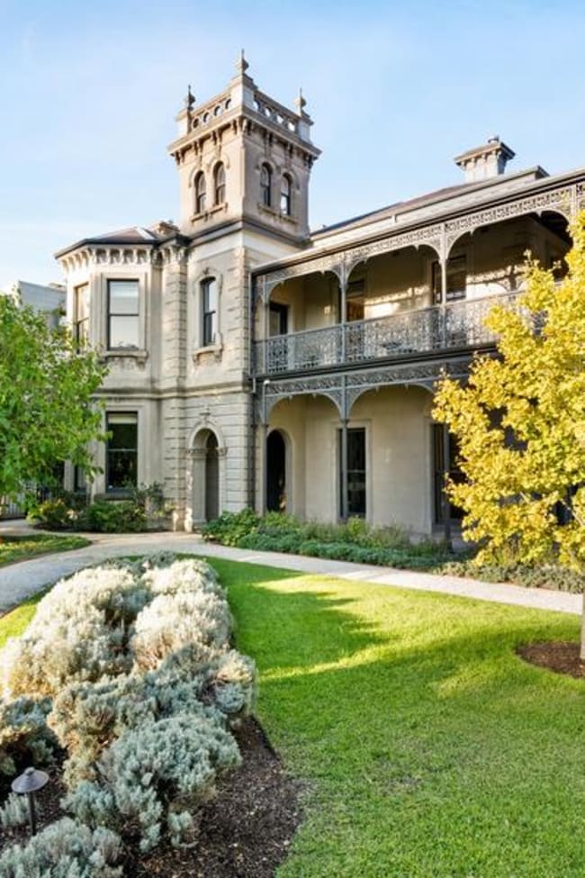 160-162 The Avenue Parkville VIC 3052