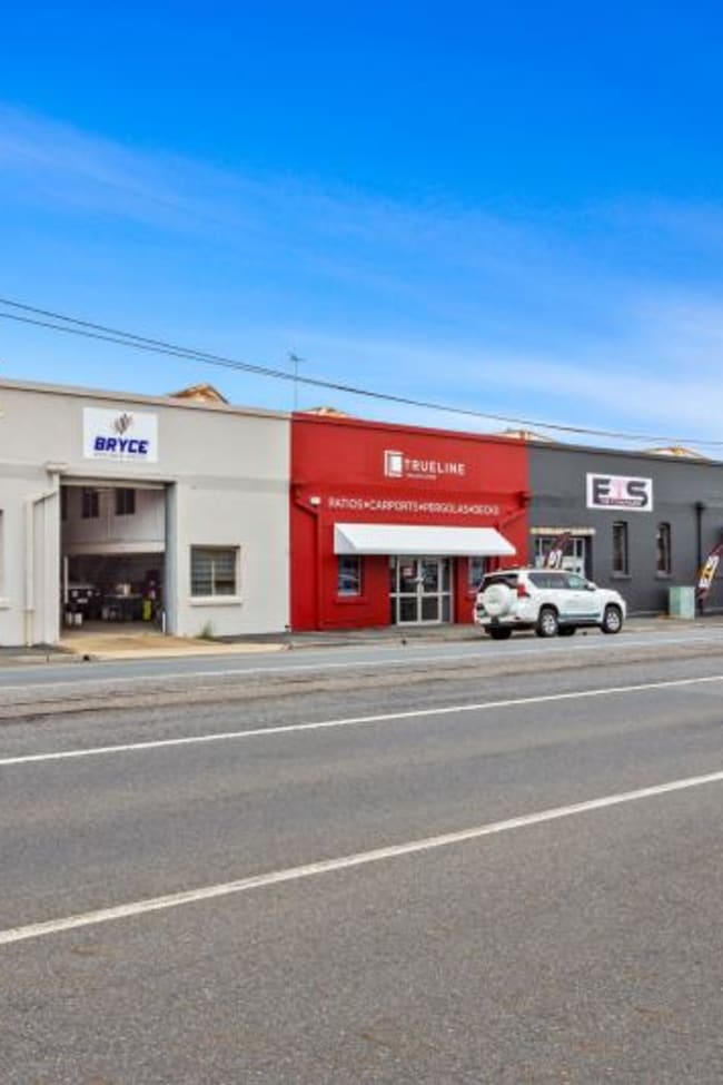 WHOLE OF PROPERTY/192 - 196 Denison Street Rockhampton City QLD 4700