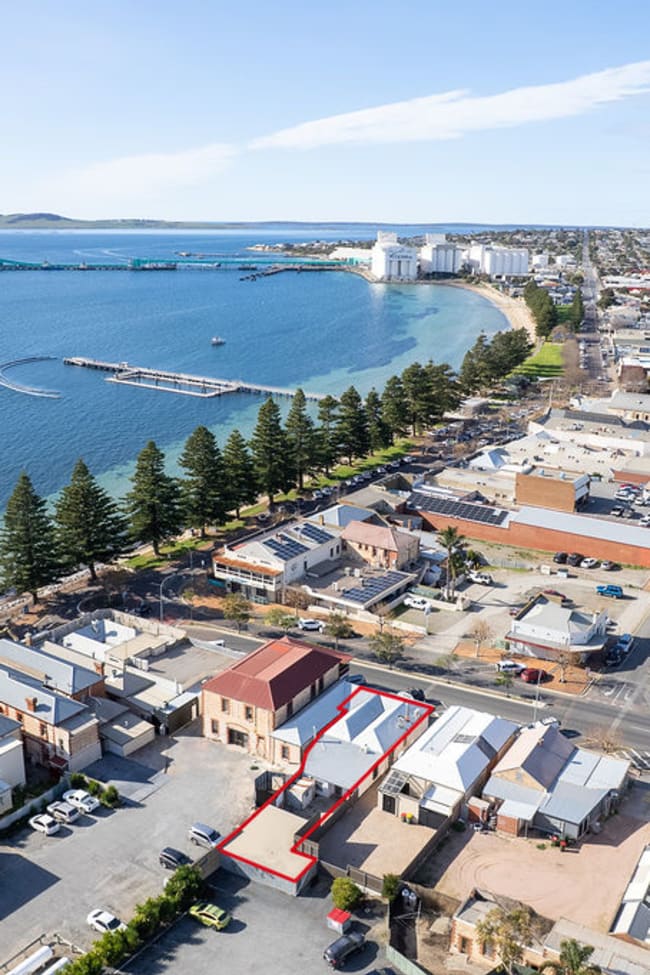 16 Lewis Street Port Lincoln SA 5606