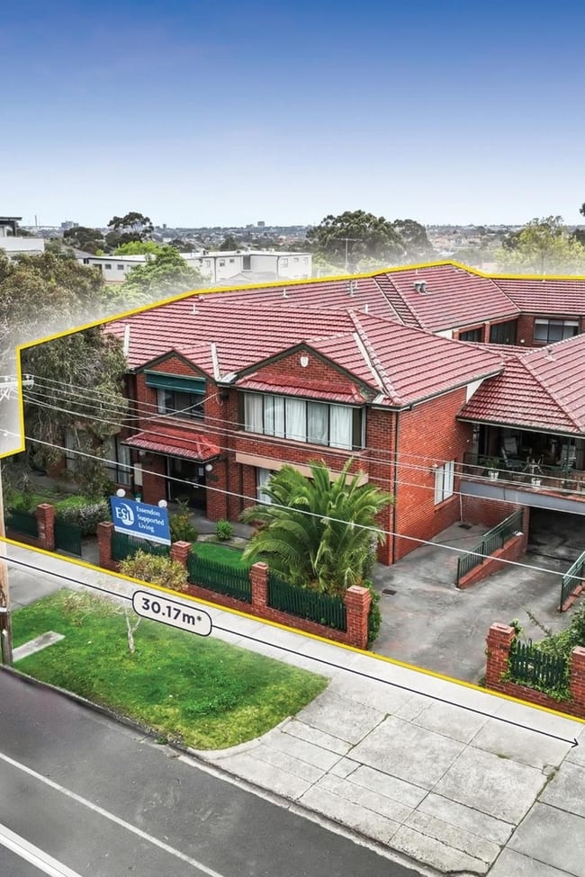 957 Mt Alexander Road Essendon VIC 3040 957 Mt Alexander Road Essendon VIC 3040