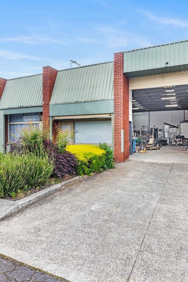 8/16 MACQUARIE PLACE Boronia VIC 3155