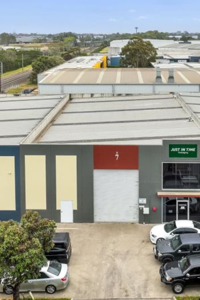 7 Astro Court Hallam VIC 3803