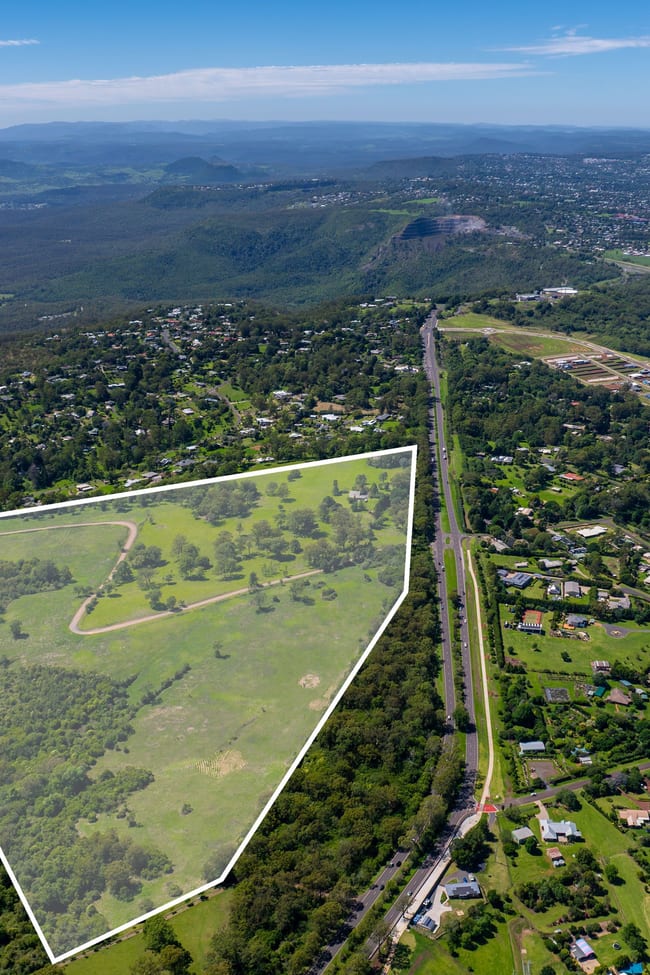 Vayro Road Blue Mountain Heights QLD 4350
