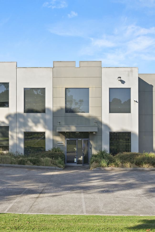 5/2 Fiveways Boulevard Keysborough VIC 3173