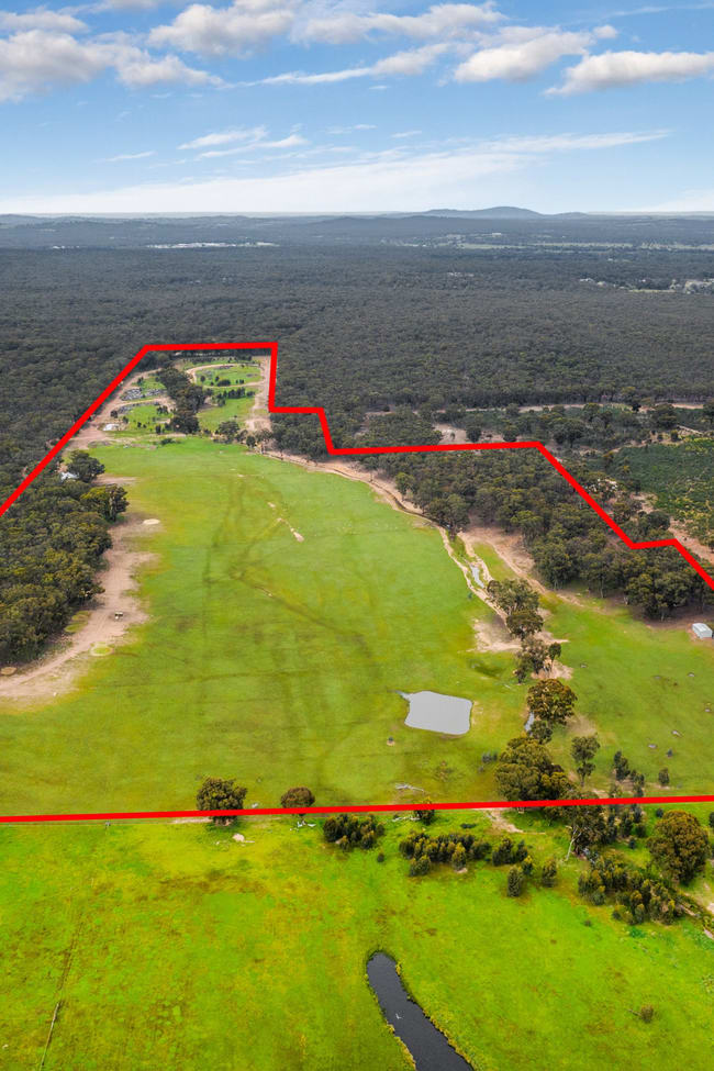 43 Rowe Lane Marong VIC 3515