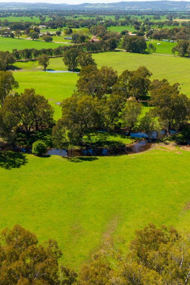 14/ River Road Tarrawingee VIC 3678