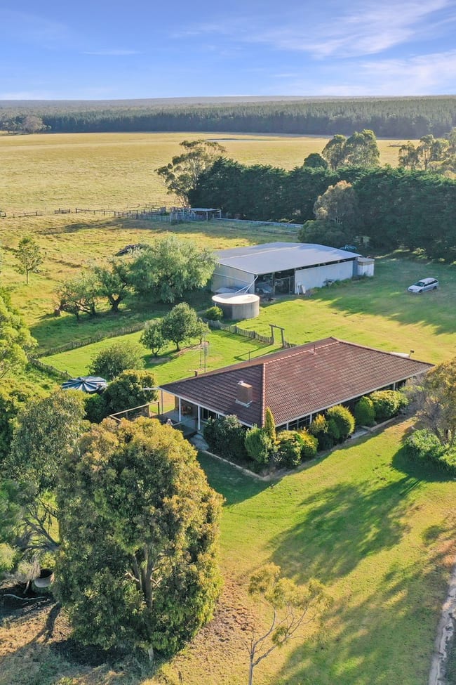 197 Frouds Road Giffard West VIC 3851