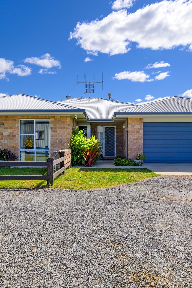 100 Bacon Road Cedar Pocket QLD 4570 100 Bacon Road Cedar Pocket QLD 4570