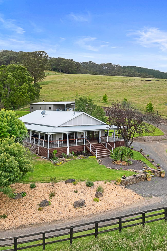 127 Widdons Rd Devon North VIC 3971
