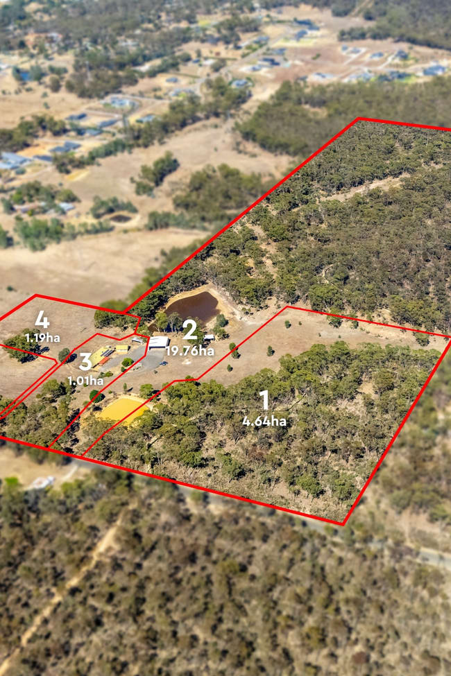 127 Popes Road Junortoun VIC 3551