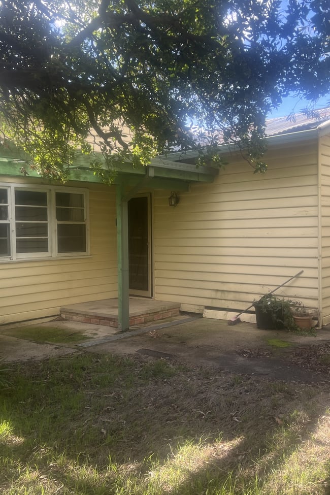 8243 Murray River Road Walwa VIC 3709 8243 Murray River Road Walwa VIC 3709