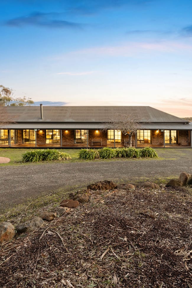 46 Riverside Drive Riddells Creek VIC 3431