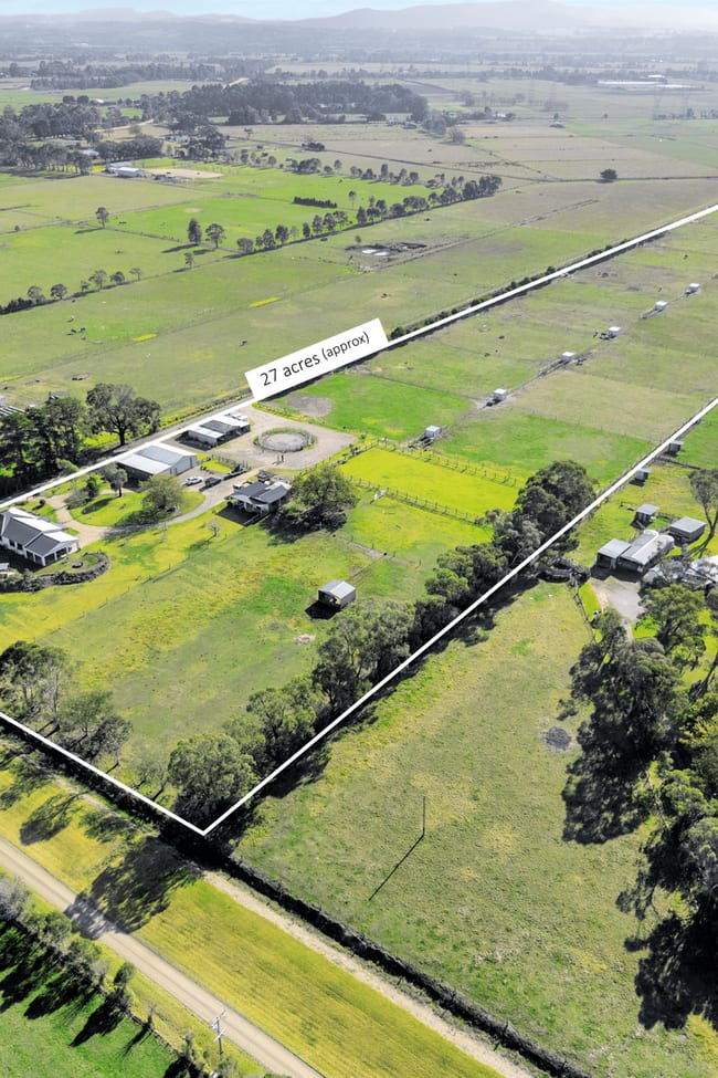 245 Parish Road Iona VIC 3815