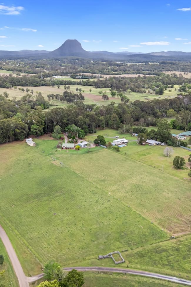 49 Croziers Road Pinbarren QLD 4568