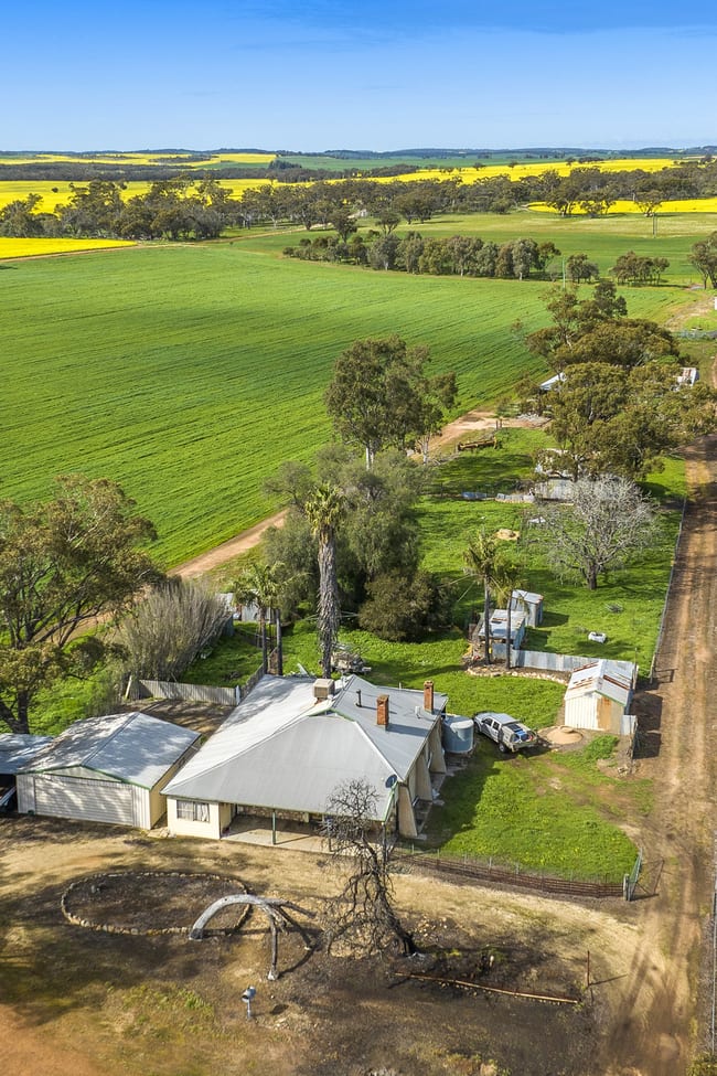 1831 Midlands Road Moora WA 6510