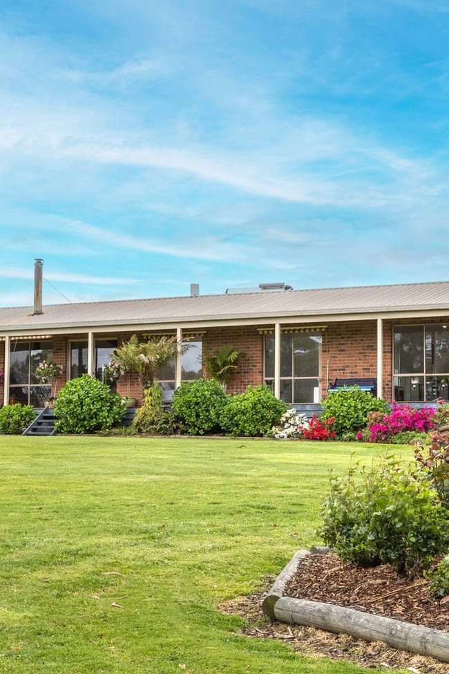 50 Reynolds Road Metung VIC 3904
