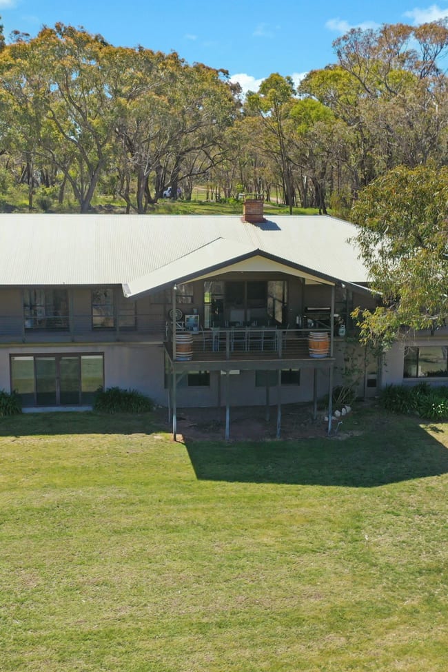 138 Black Range Road Young NSW 2594