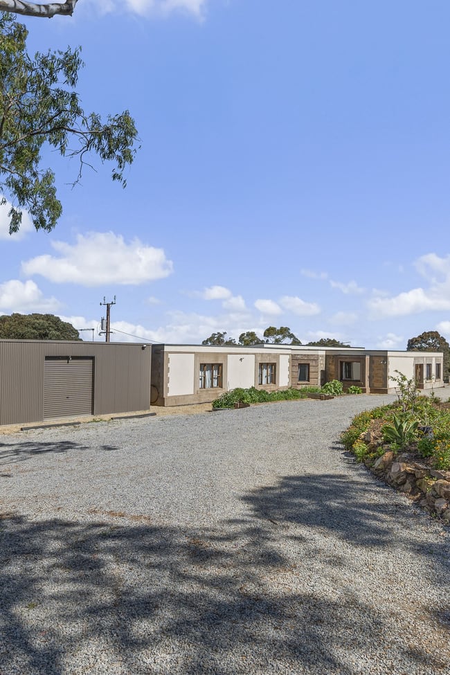 537 Piggott Range Road Clarendon SA 5157