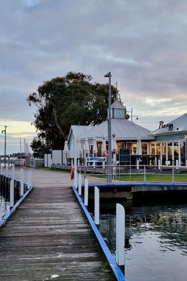70 Esplanade Paynesville VIC 3880
