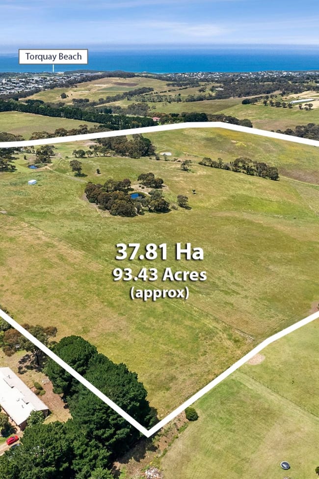 231 Grossmans Road Torquay VIC 3228